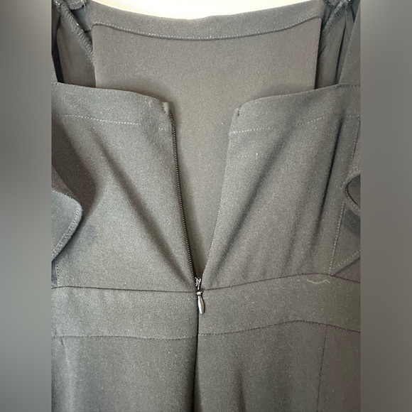 Cupcakes & Cashmere Tamara Jumpsuit. - Picture 9 of 12